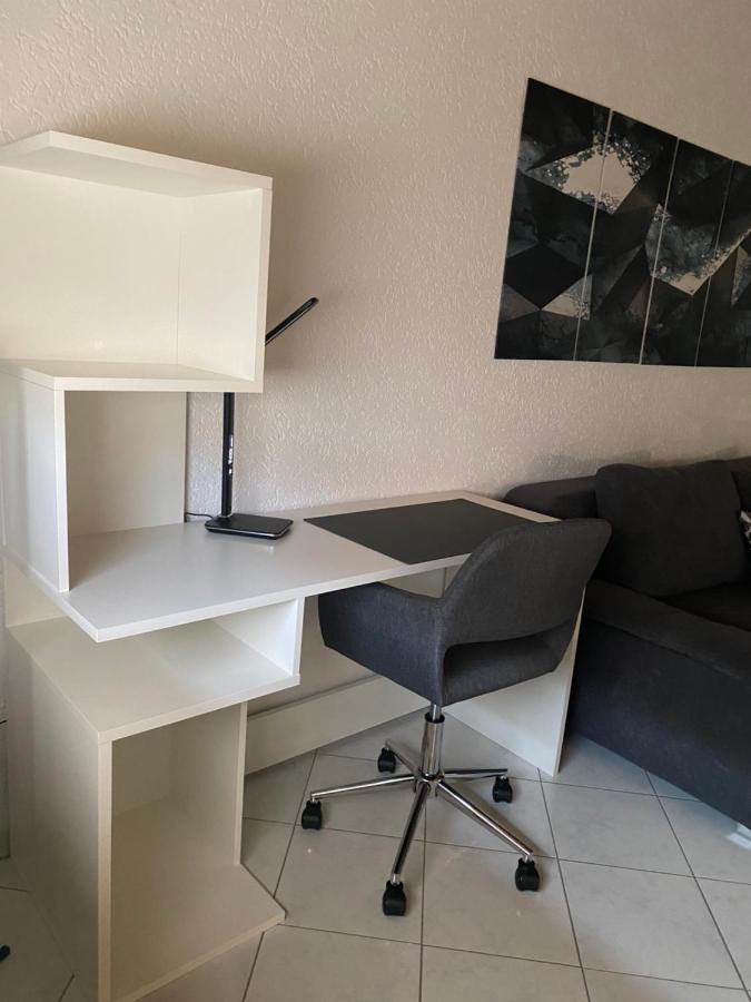 Xxl Apartment Sinsheim Buitenkant foto