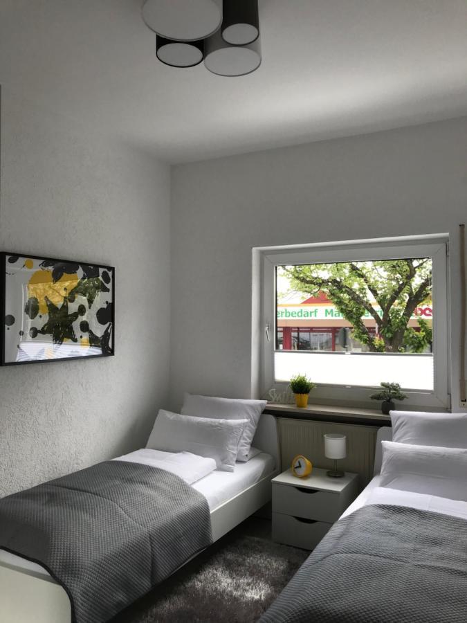 Xxl Apartment Sinsheim Buitenkant foto