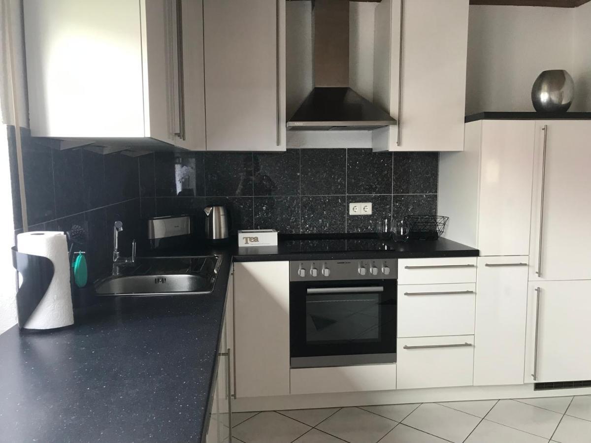 Xxl Apartment Sinsheim Buitenkant foto