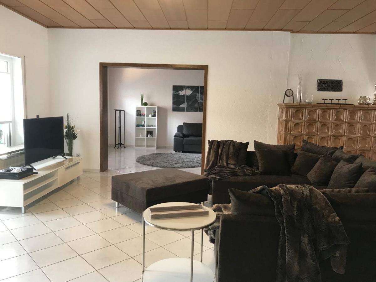 Xxl Apartment Sinsheim Buitenkant foto